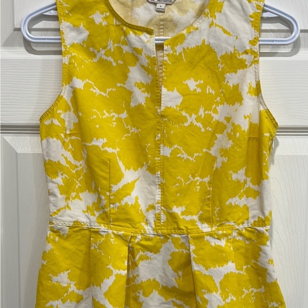 GAP Yellow and White Patterned Top